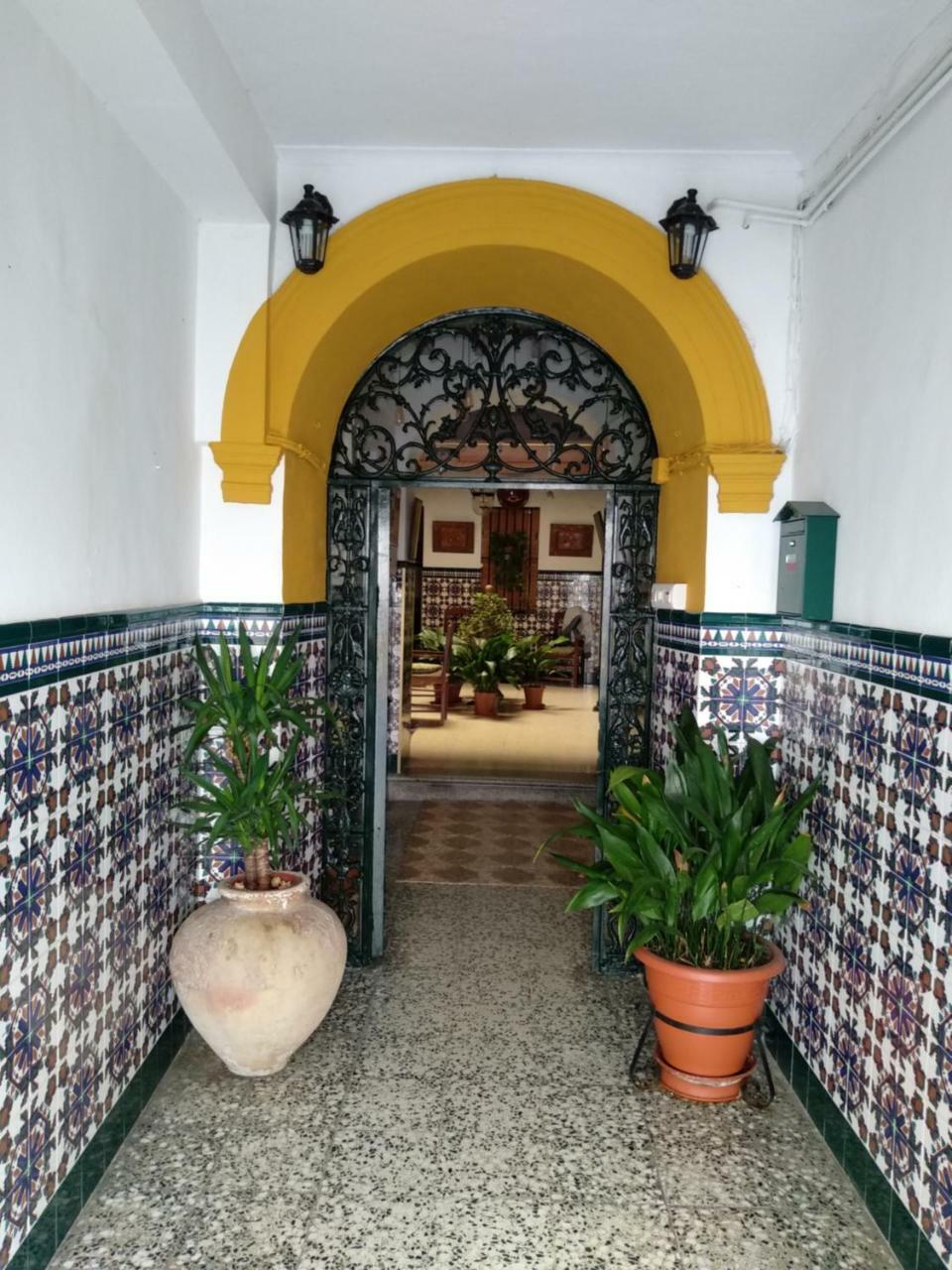 Hostal Manolo El Puerto de Santa María Dış mekan fotoğraf